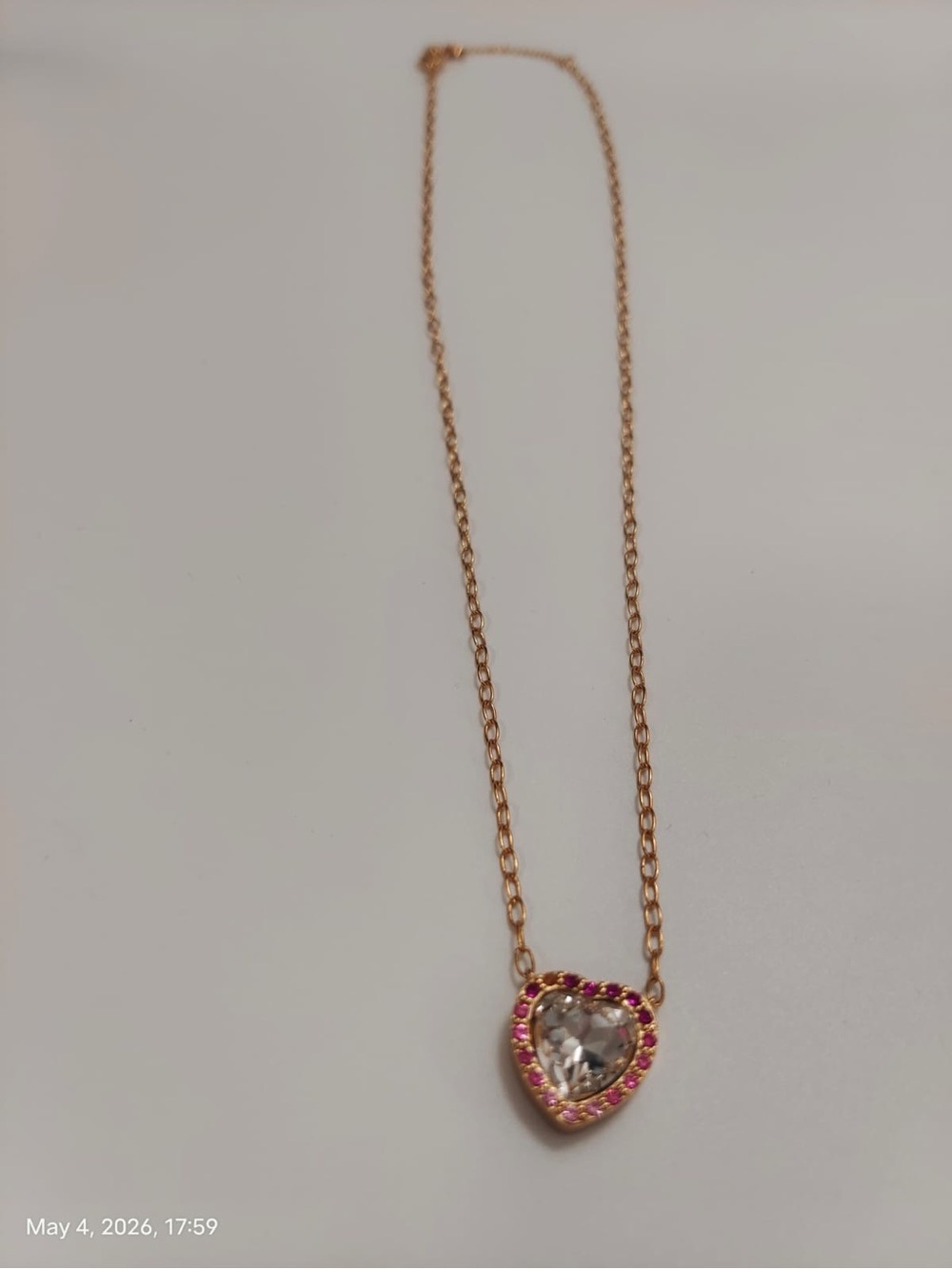 Kurt Geiger London Pavé Crystal Heart Pendant Necklace New with missing one sto - Picture 3 of 4